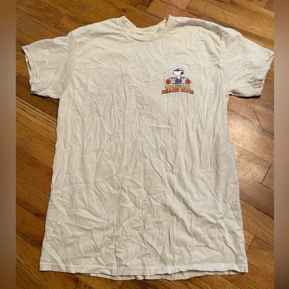 Peanuts Beach Tee - Picture 2 of 6